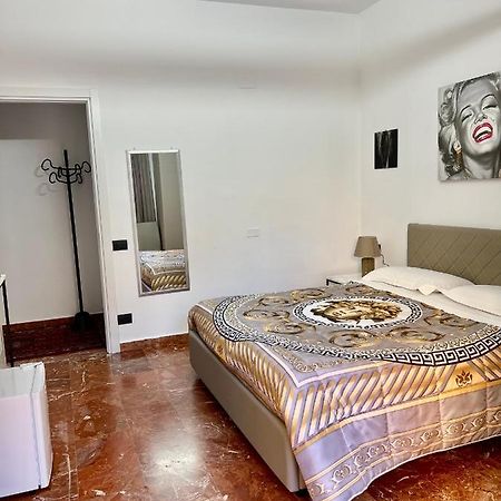 Rooms Lungomare Crotone Kültér fotó