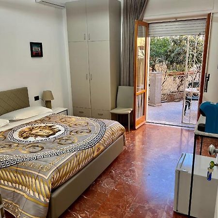Rooms Lungomare Crotone Kültér fotó