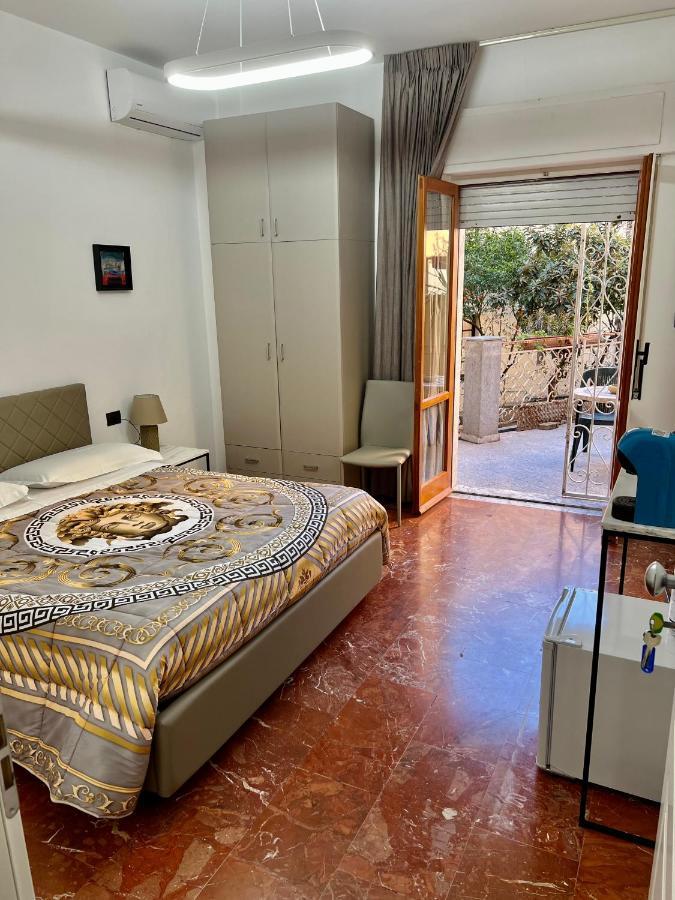 Rooms Lungomare Crotone Kültér fotó